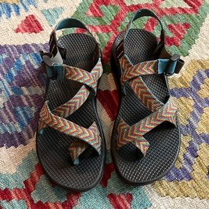 Rainbow colorful retro Chacos size 8